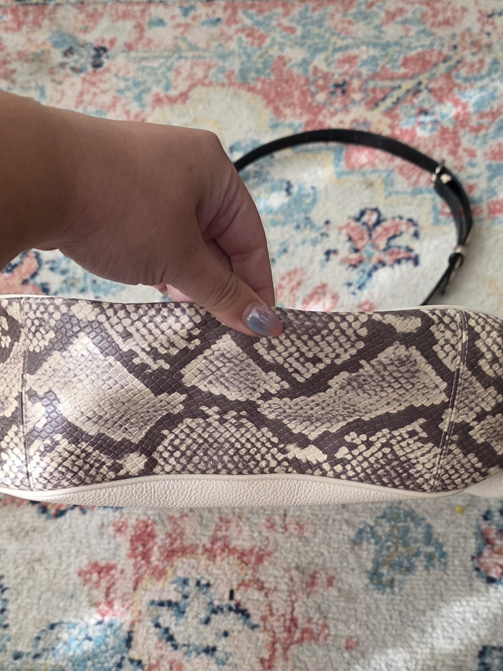 Coach Cream Pebbled Leather Shoulder Bag with Snake-Print Trim - Picture 2 of 7